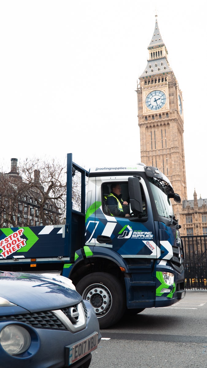 The JJ Roofing Supplies HGV infront of the Houses of Parliament - Big Ben